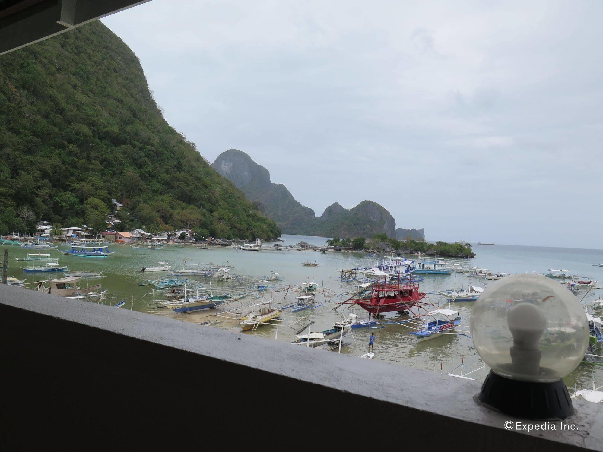 Dayunan Tourist Inn El Nido Eksteriør billede
